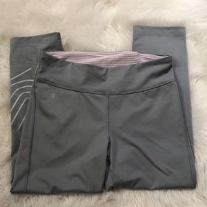Under Armour Crop Leggings
